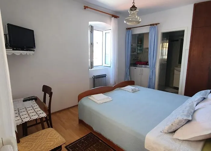 Apartment Juric - 1 A With A View *